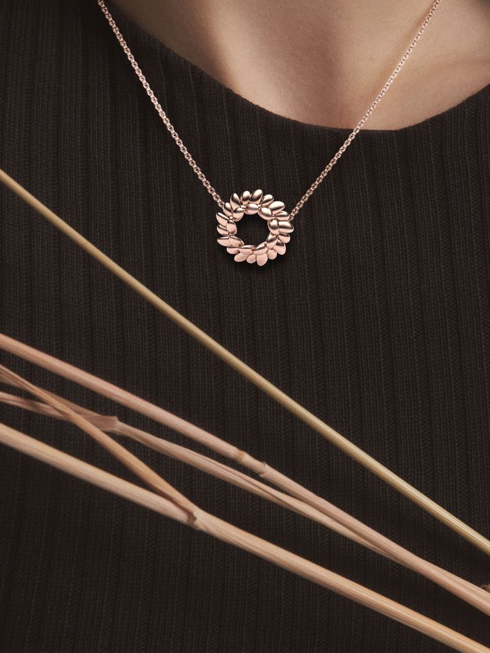 Laurel Leaf necklace
 002