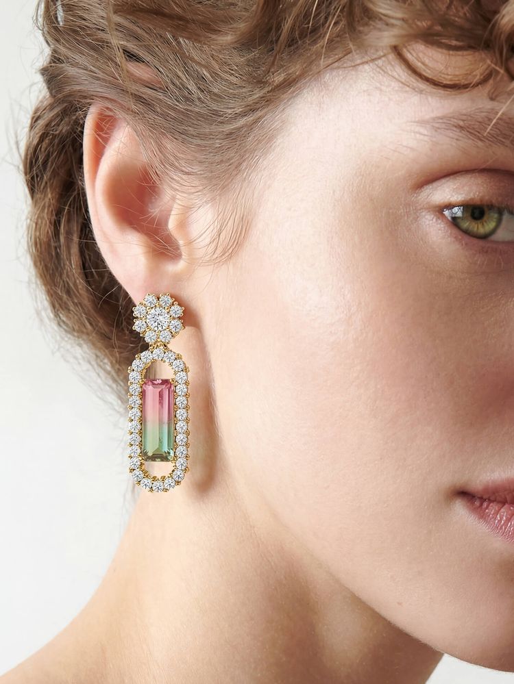 Visací náušnice s diamanty a bikolorním turmalínem v zeleno růžové