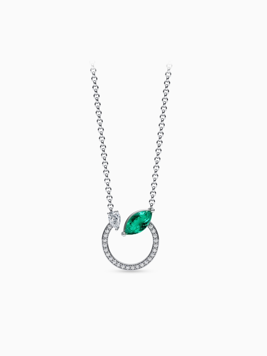 Emerald - necklace
001