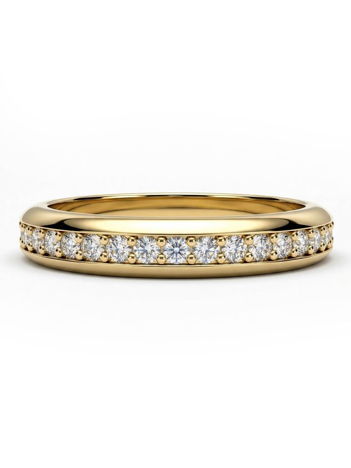 Dámský snubní prsten ze žlutého zlata s diamnaty o velikosti 1,5 mm