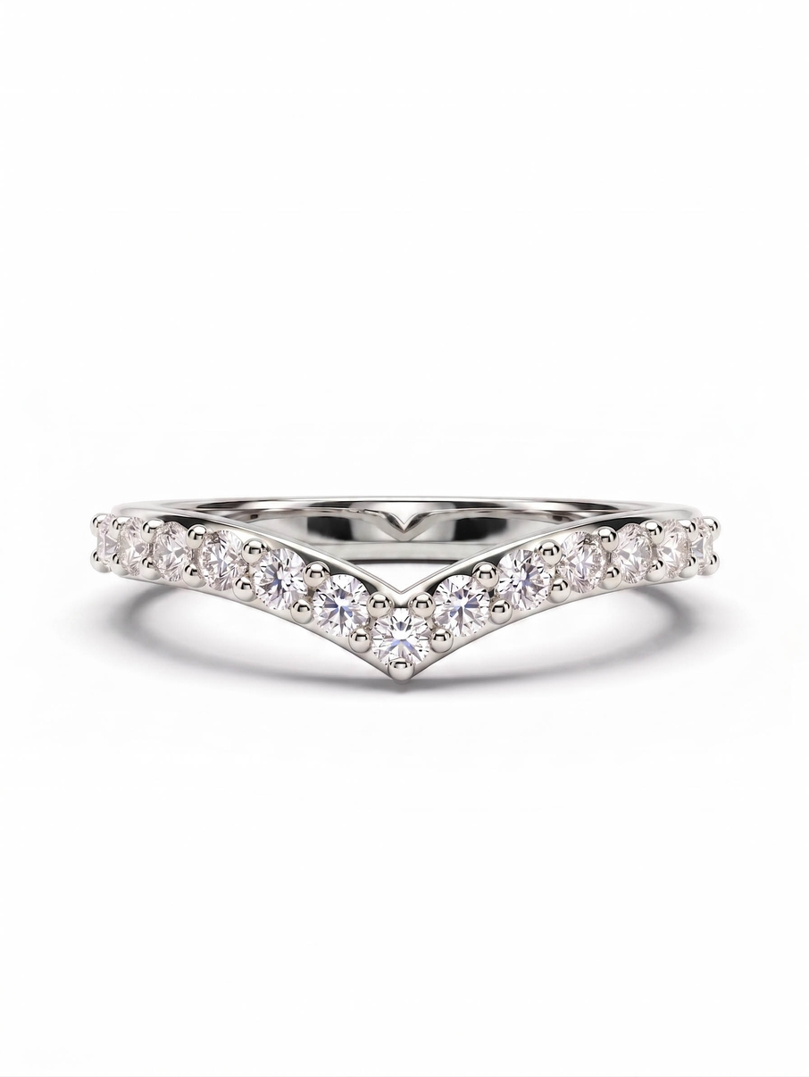 Diamantový snubní prsten z bílého zlata v designu nasedajícím na zásnubní prsten