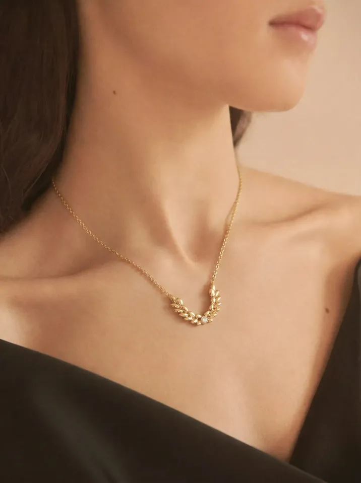 Náhrdelník žluté zlato z kolekce Vavříny KORBIČKA